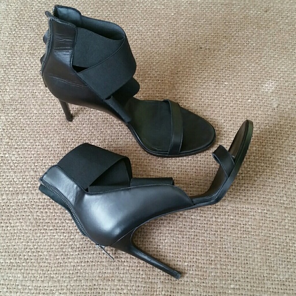 Helmut Lang Shoes - Helmut  Lang, black leather  sandals